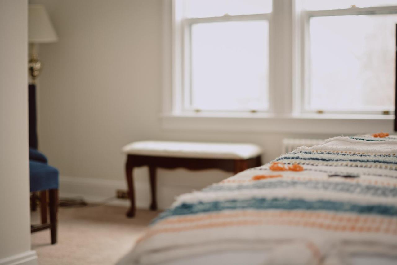 Hill Road Manor Bed & Breakfast Grand Falls Windsor Εξωτερικό φωτογραφία