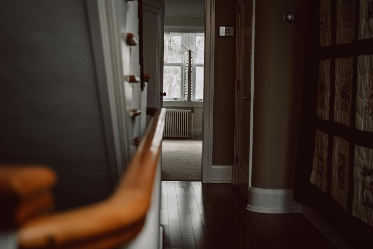 Hill Road Manor Bed & Breakfast Grand Falls Windsor Εξωτερικό φωτογραφία