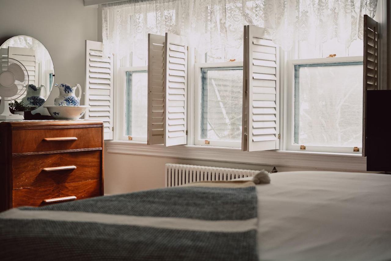 Hill Road Manor Bed & Breakfast Grand Falls Windsor Εξωτερικό φωτογραφία